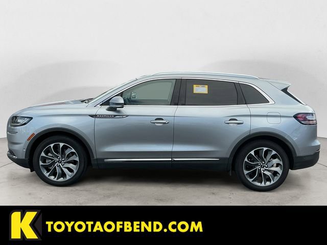 Used 2023 Lincoln Nautilus Reserve image 2