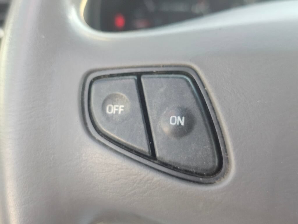 Used 2000 Ford Taurus SES FWD image 25