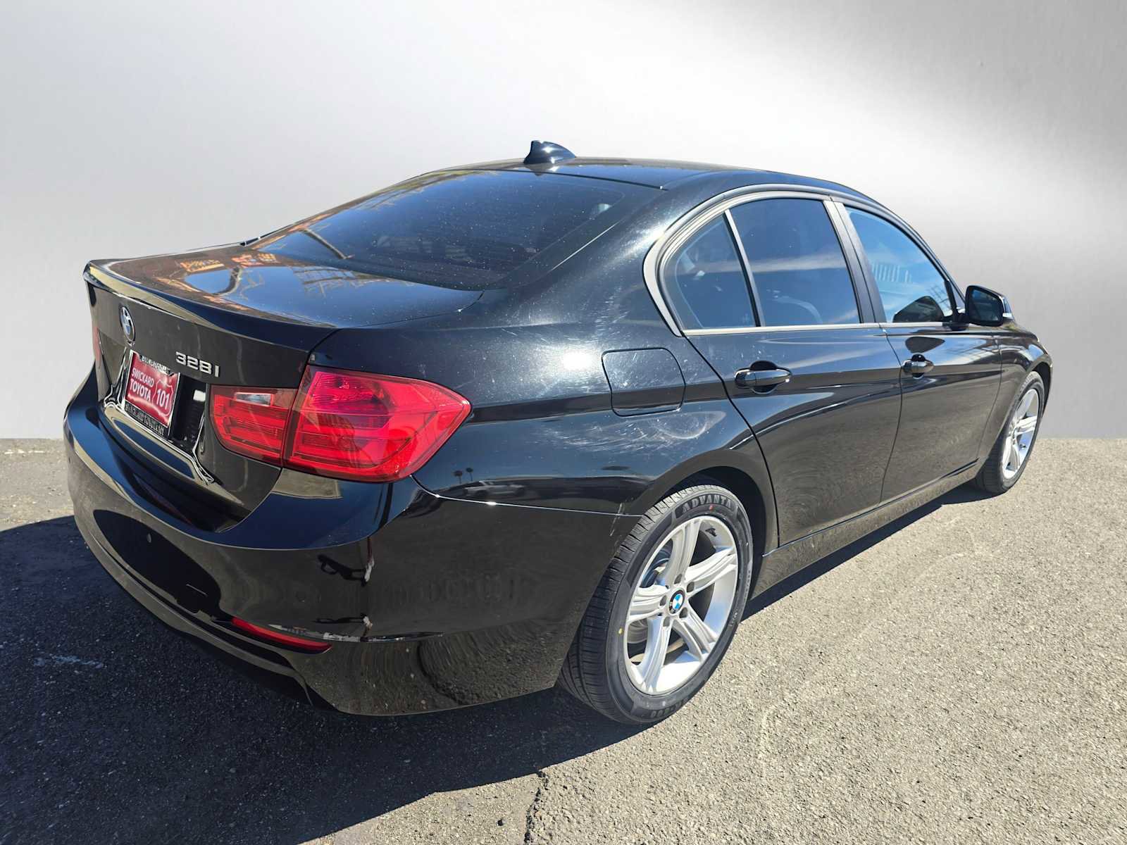 Used 2015 BMW 328i Sedan image 3