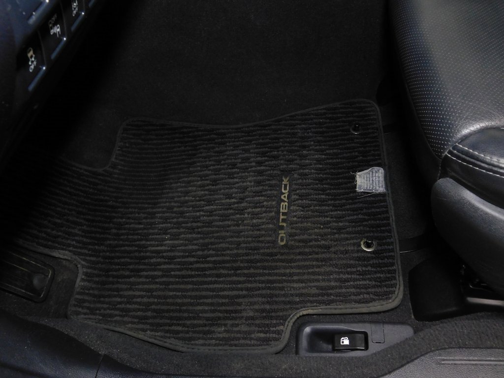 Used 2018 Subaru Outback 2.5i Limited image 36