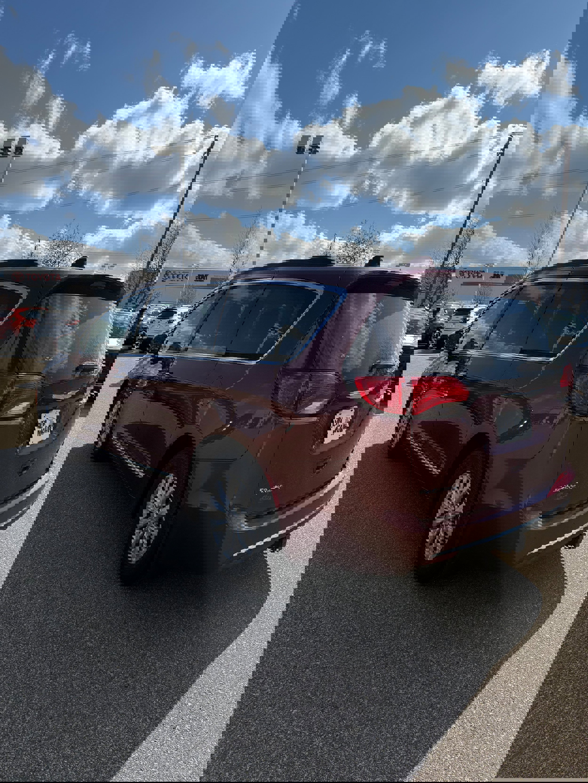 Used 2017 Chrysler Pacifica Touring-L image 4