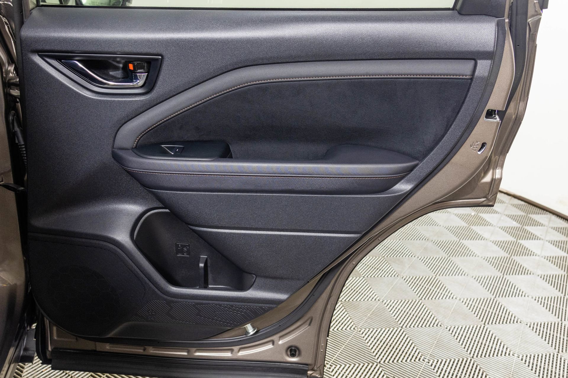 Used 2025 Subaru Forester Touring w/ Popular Package - Touring image 47