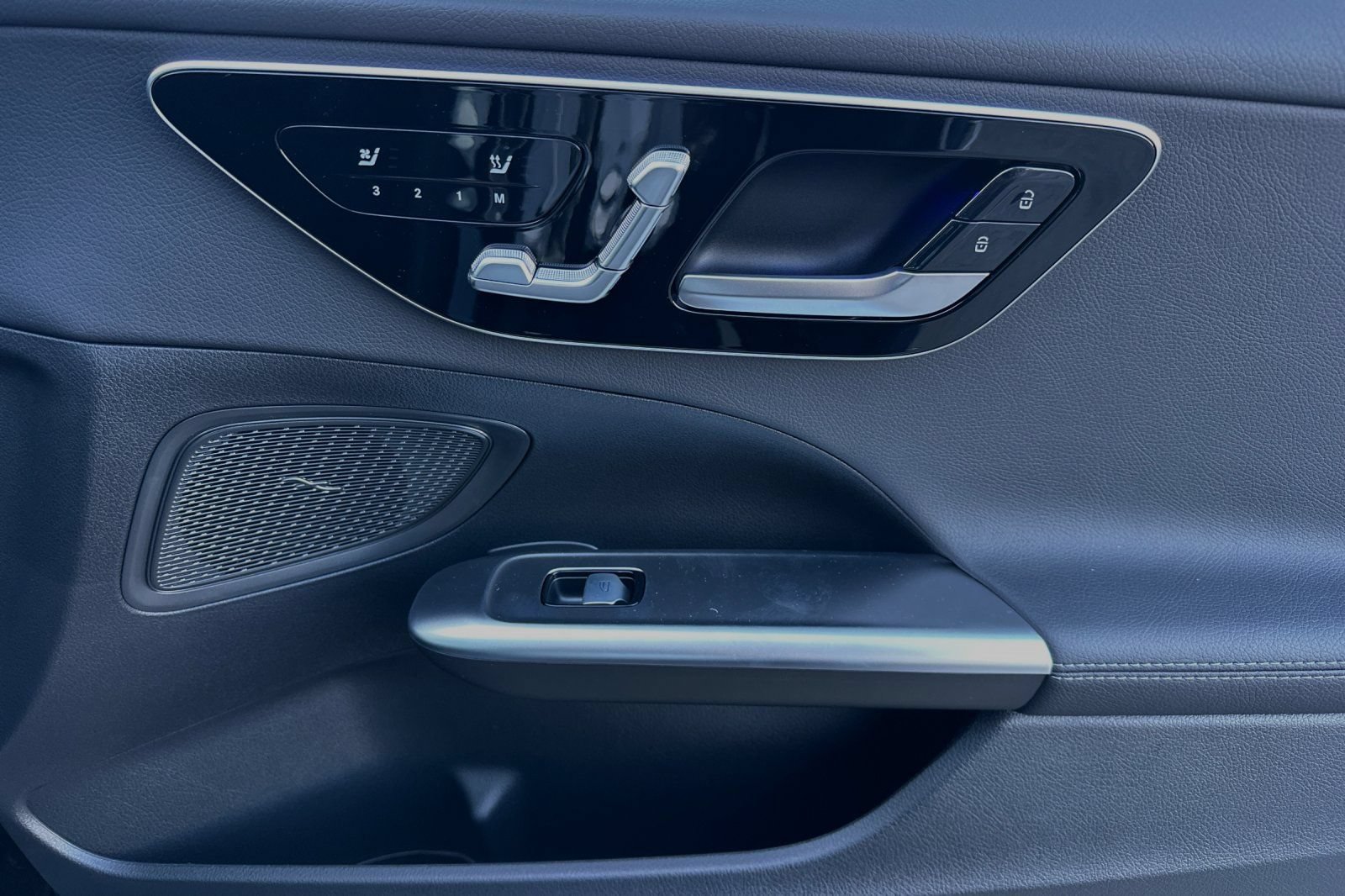New 2025 Mercedes-Benz C 300 Sedan image 20