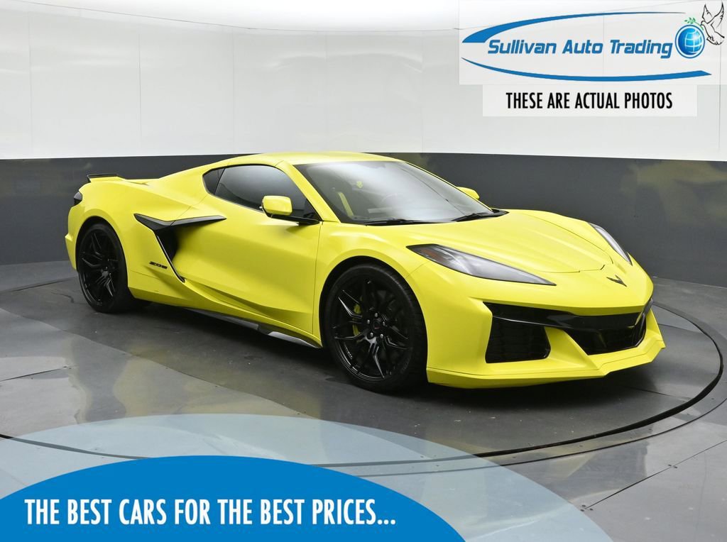 Used 2023 Chevrolet Corvette Z06 RWD image 1