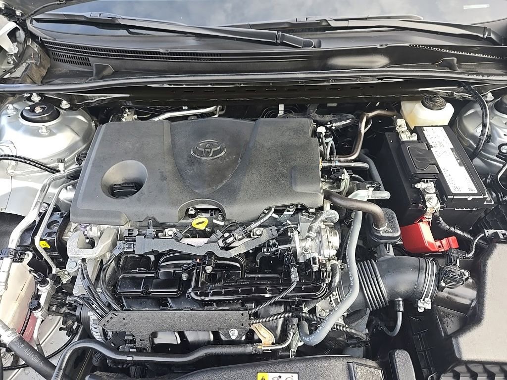 Used 2023 Toyota Camry LE image 11