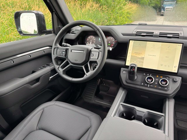 New 2026 Land Rover Defender 110 S AWD/4WD image 28