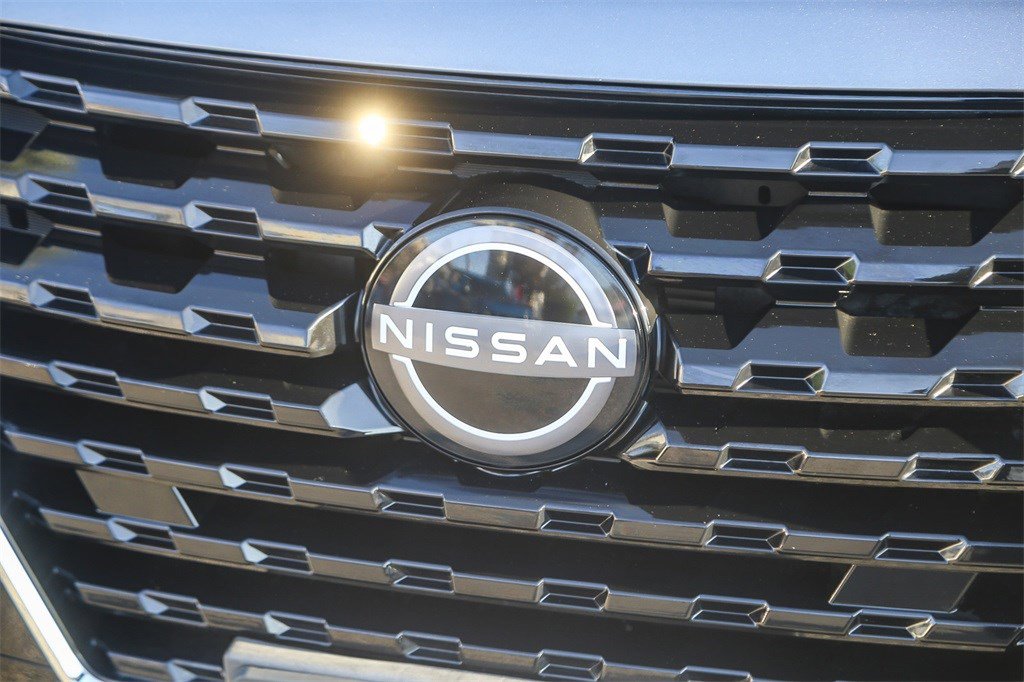 Certified 2024 Nissan Kicks SV w/ Interior Electronics Package image 5