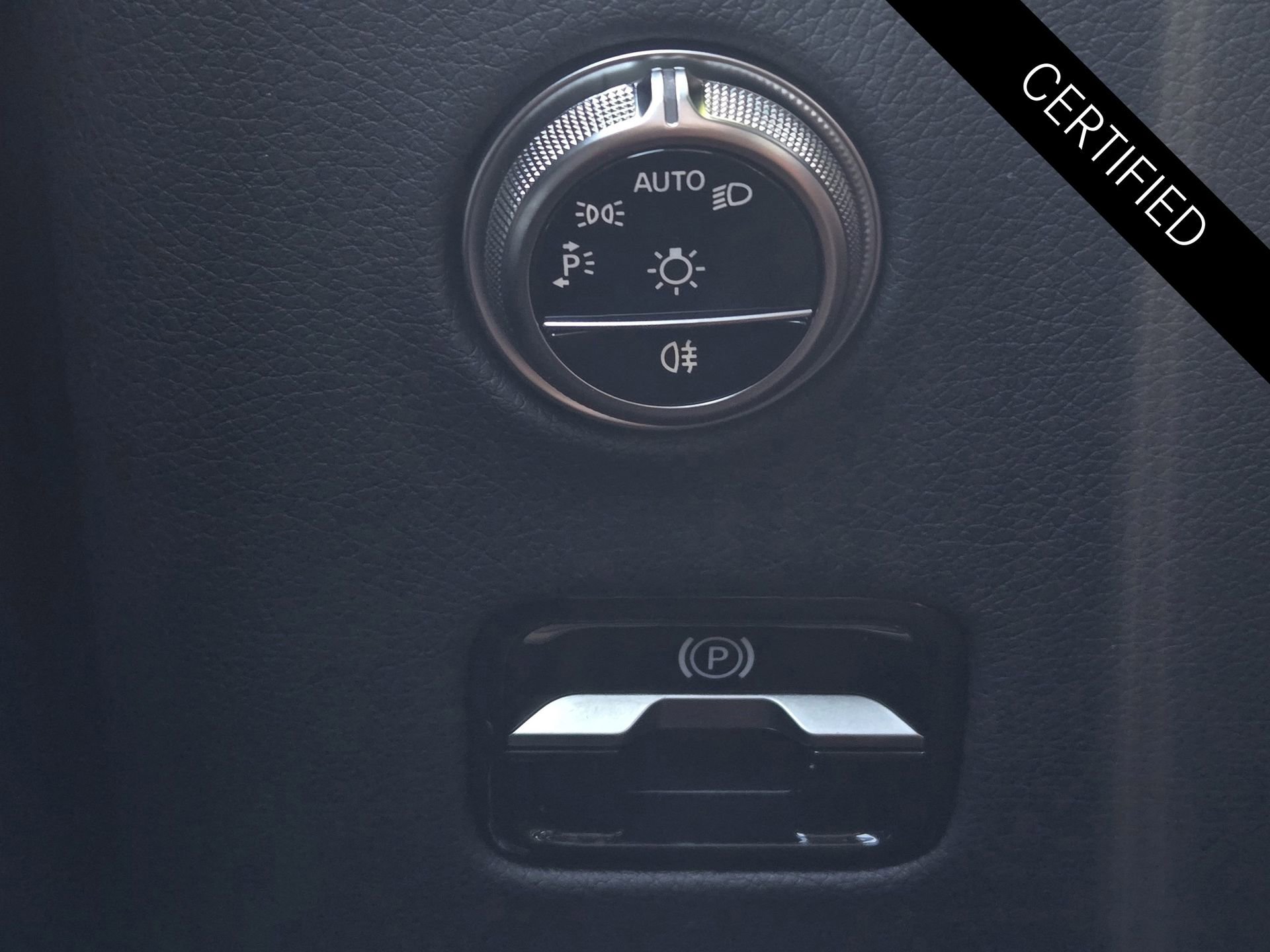 Certified 2025 Mercedes-Benz GLC 300 4MATIC w/ AMG Line image 20