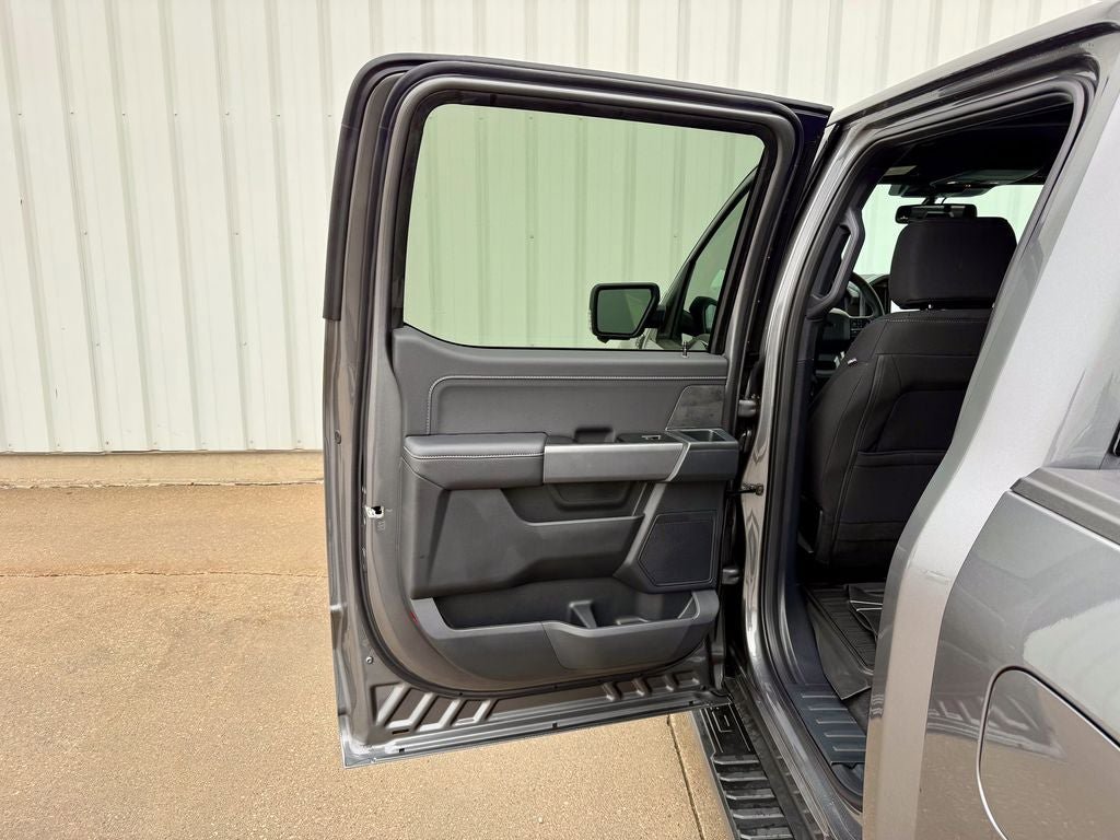New 2026 Ford F150 XLT w/ Equipment Group 302A MID AWD/4WD image 15