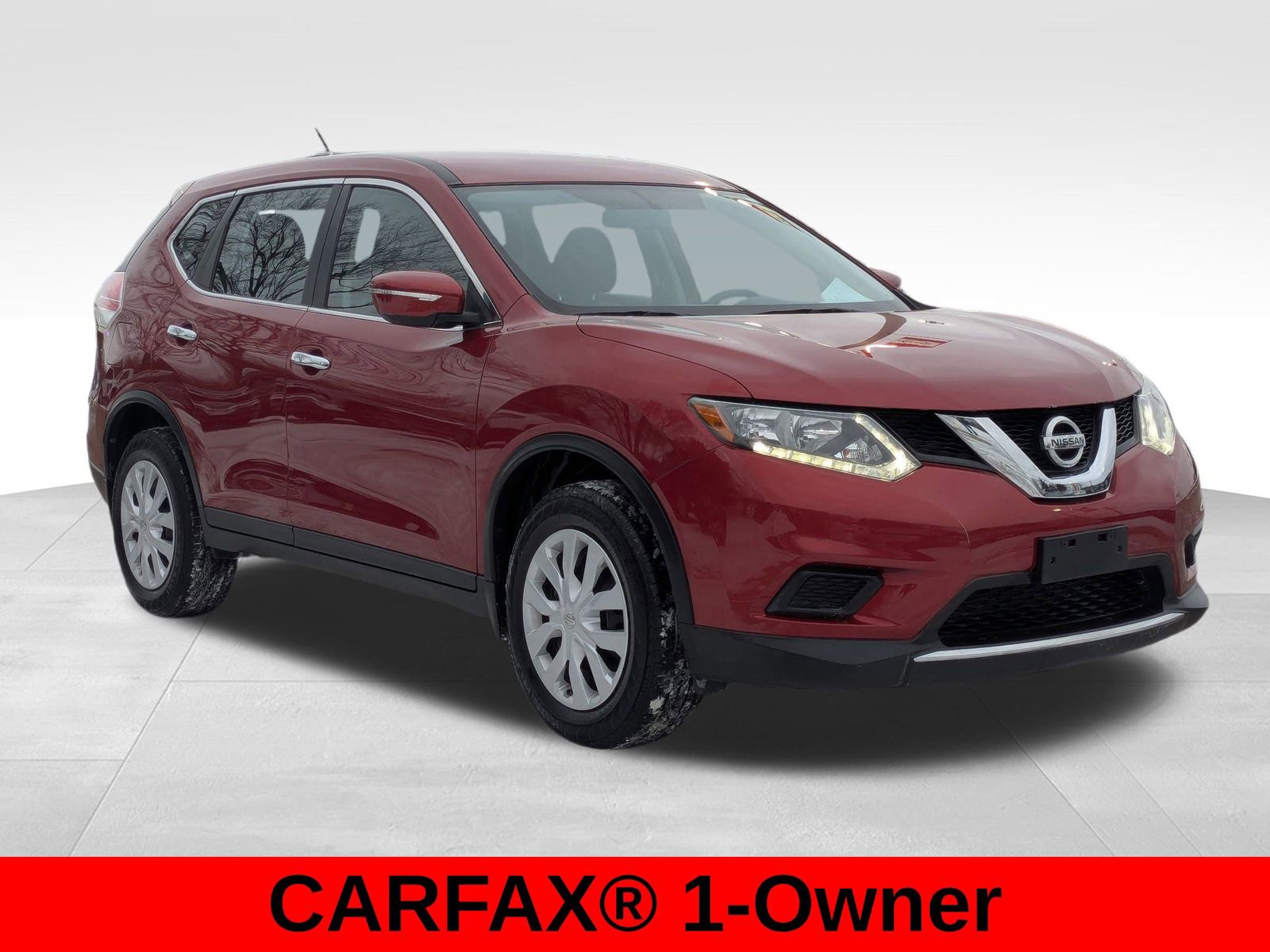 Used 2015 Nissan Rogue S image 4