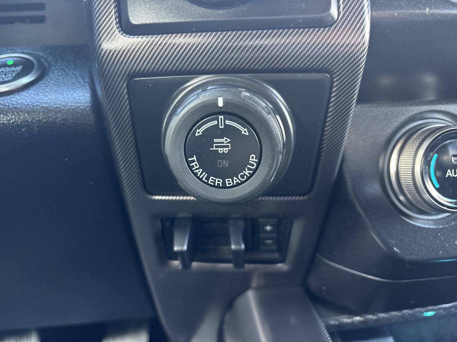 Used 2020 Ford F150 Raptor w/ Equipment Group 802A Luxury image 24