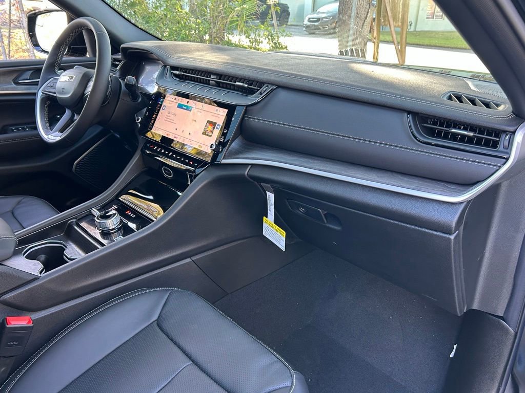 New 2026 Jeep Grand Cherokee Limited AWD/4WD image 34