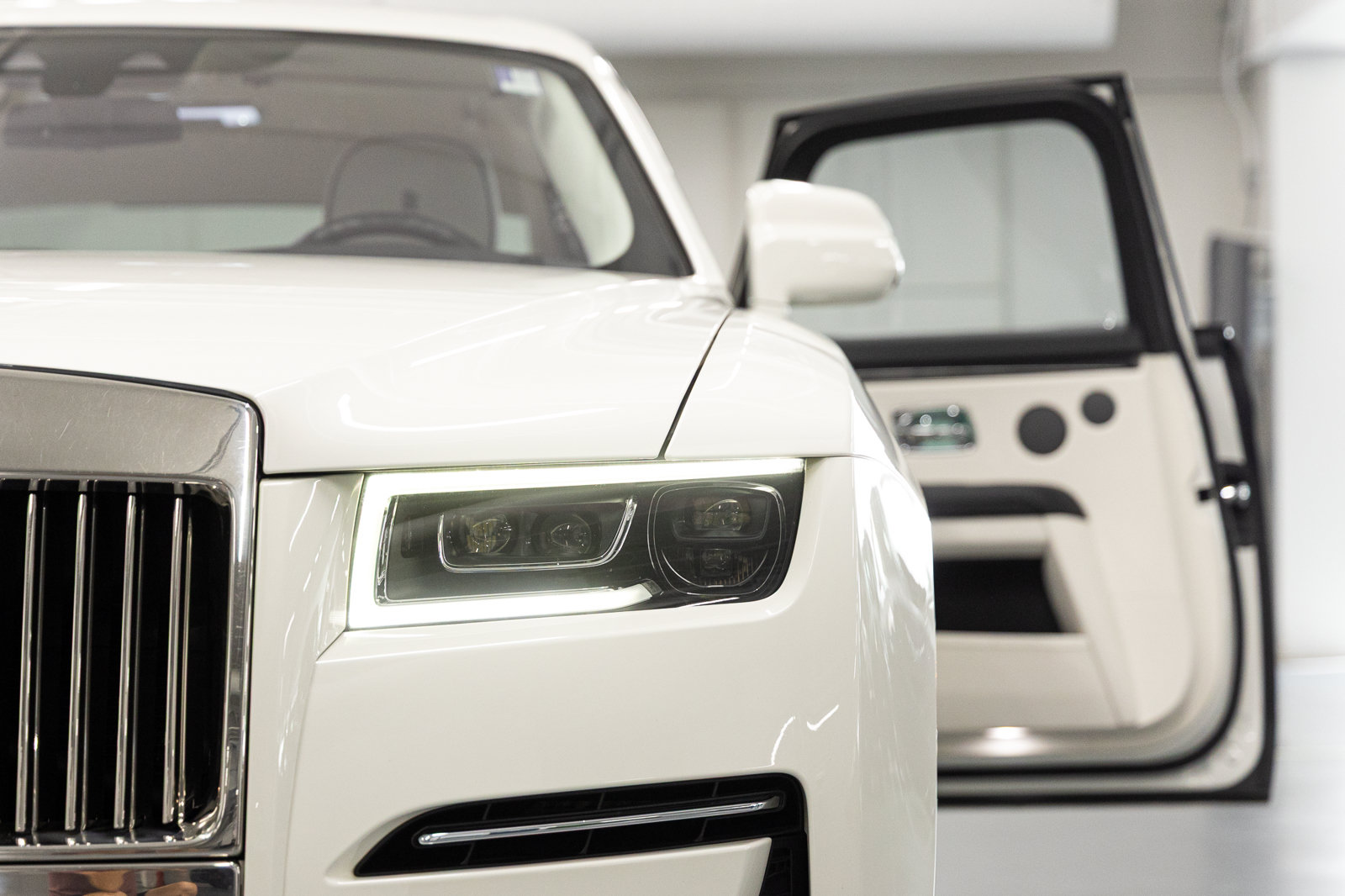 Certified 2023 Rolls-Royce Ghost AWD/4WD image 29
