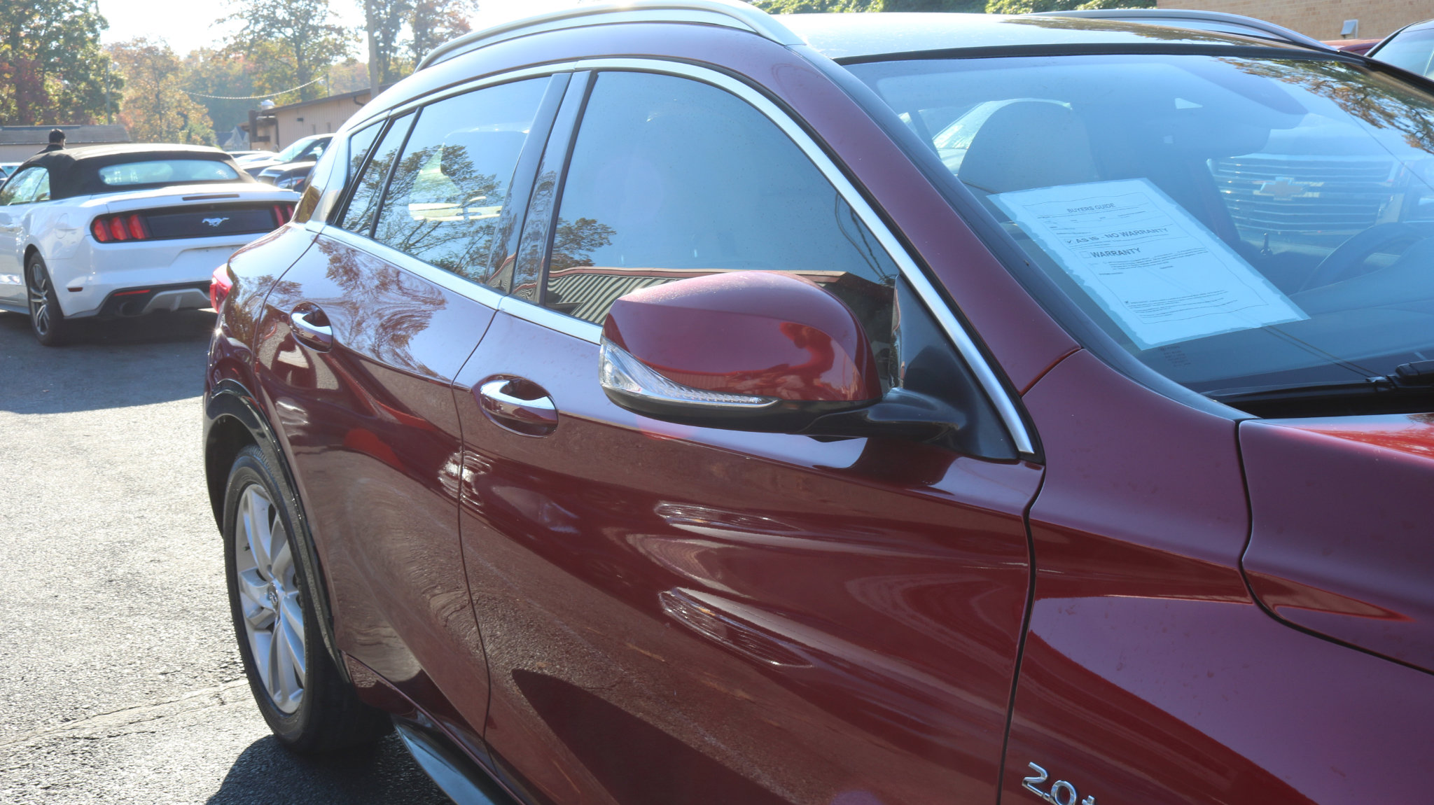 Used 2019 INFINITI QX30 image 11