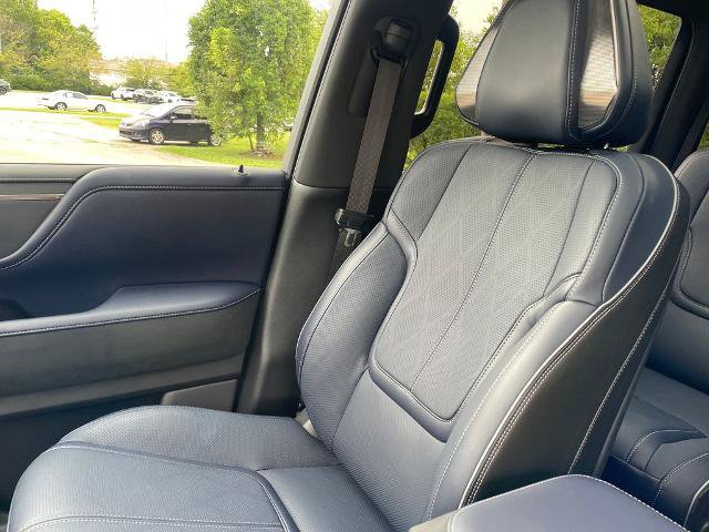 Certified 2026 INFINITI QX80 4WD w/ Sport Exterior Package image 19