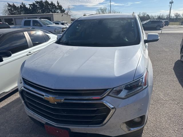 Used 2018 Chevrolet Traverse LT image 2