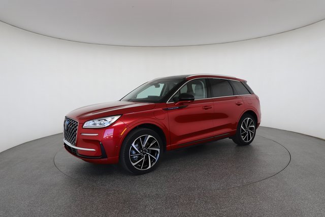 Used 2023 Lincoln Corsair Grand Touring w/ Equipment Group 302A image 3