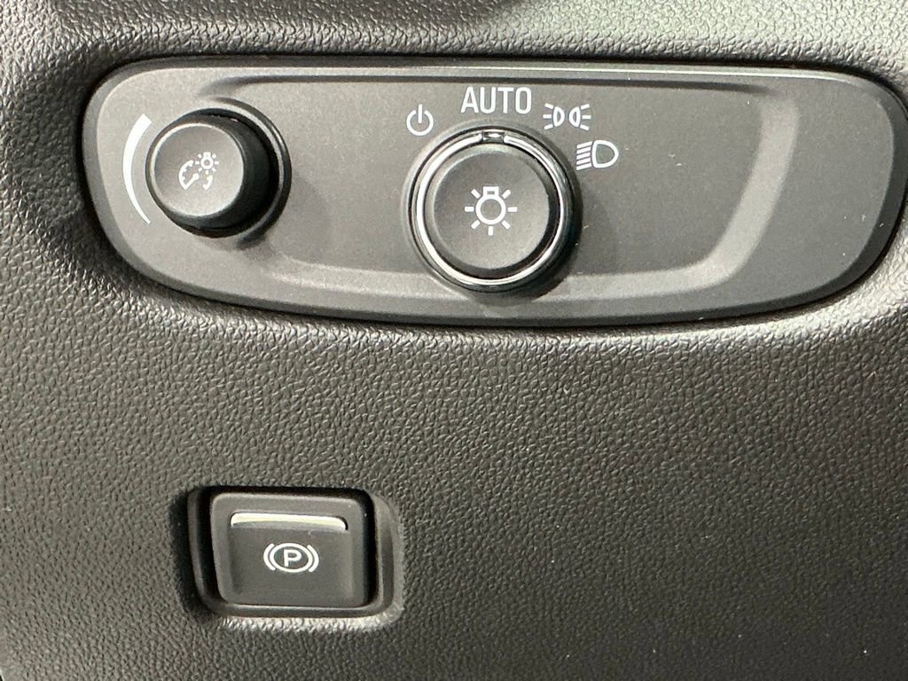 Used 2024 Chevrolet Blazer LT image 17