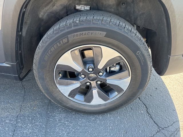 Used 2022 Jeep Grand Cherokee Limited 4xe image 6