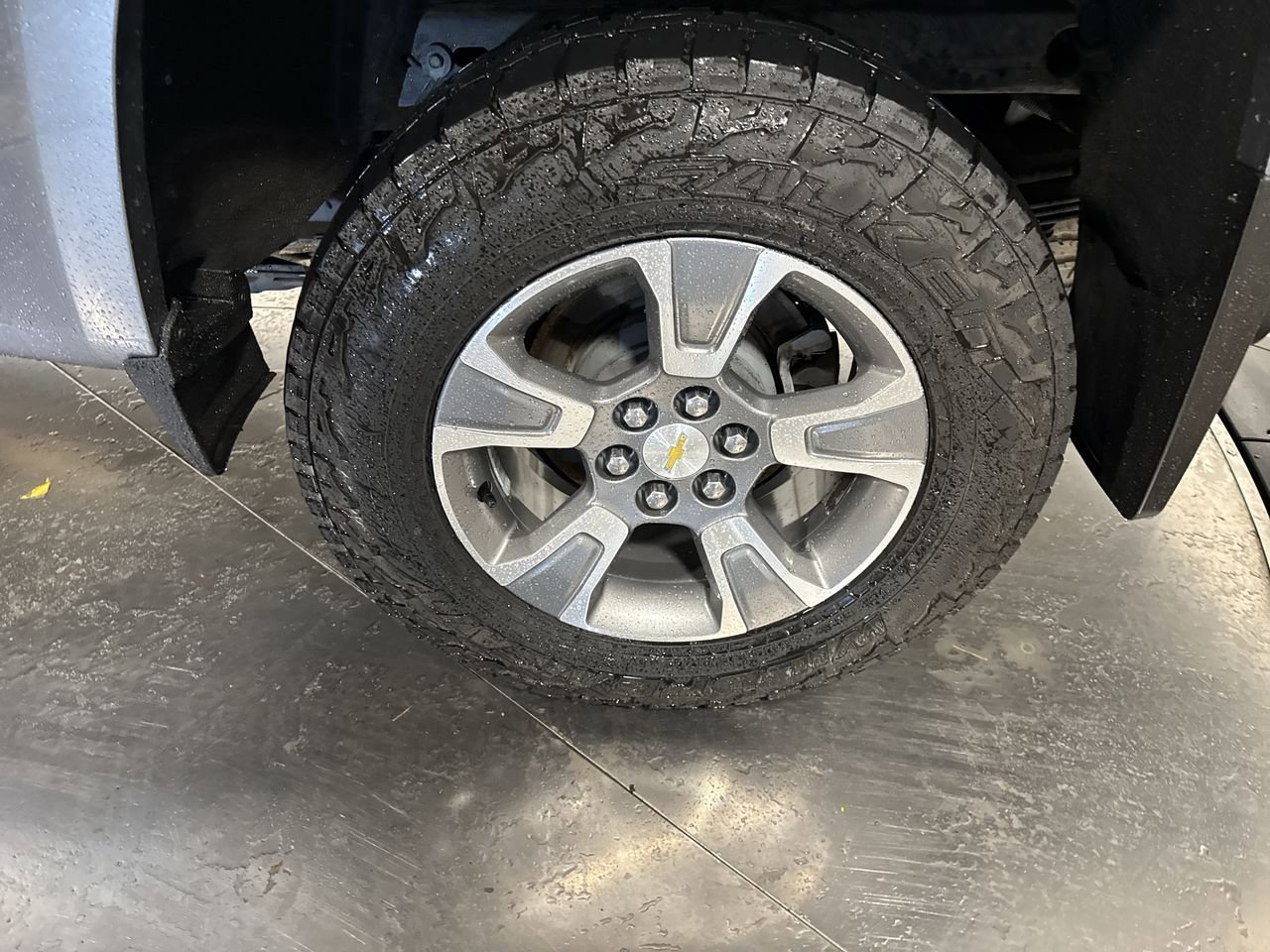 Used 2018 Chevrolet Colorado Z71 image 12