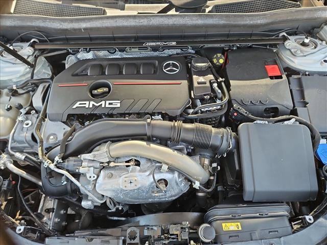 Used 2023 Mercedes-Benz GLB 35 AMG 4MATIC image 30
