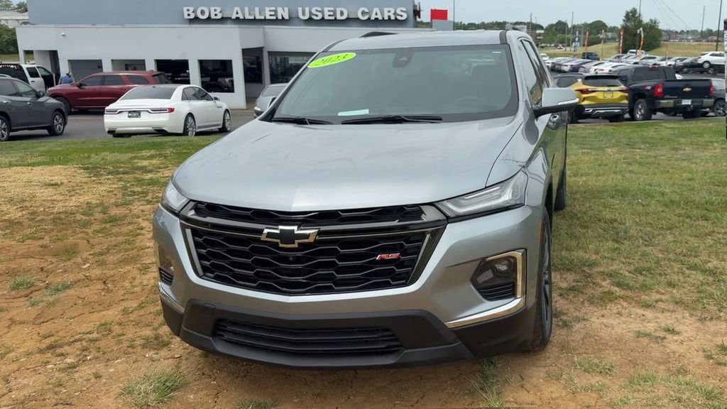 Used 2023 Chevrolet Traverse RS w/ LPO, Floor Liner Package AWD/4WD image 2
