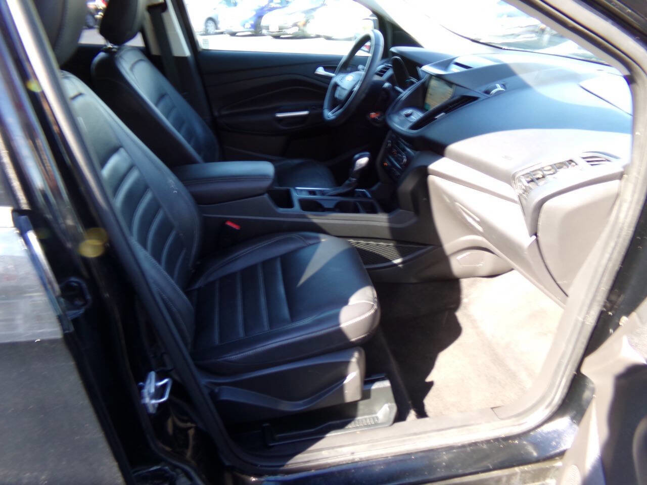 Used 2018 Ford Escape SEL image 27