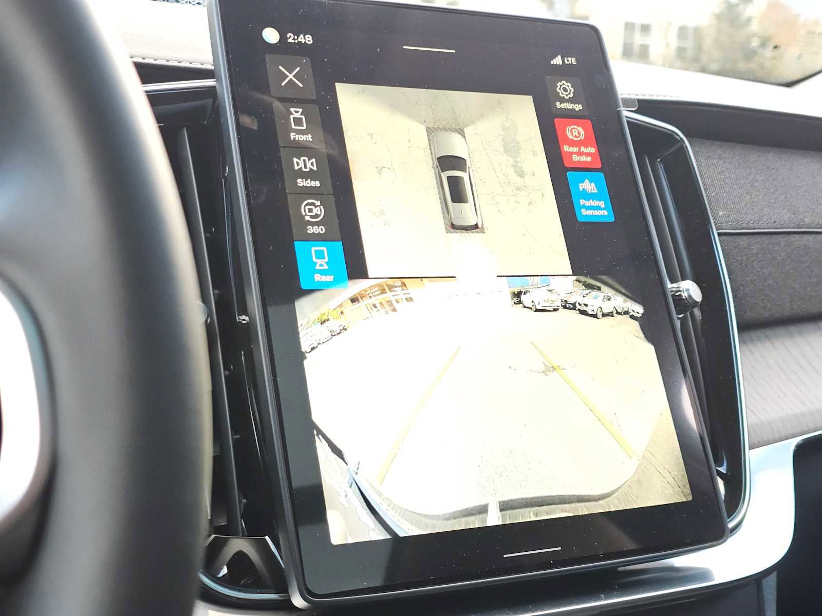 New 2026 Volvo XC90 B6 Ultra w/ Lounge Package image 21