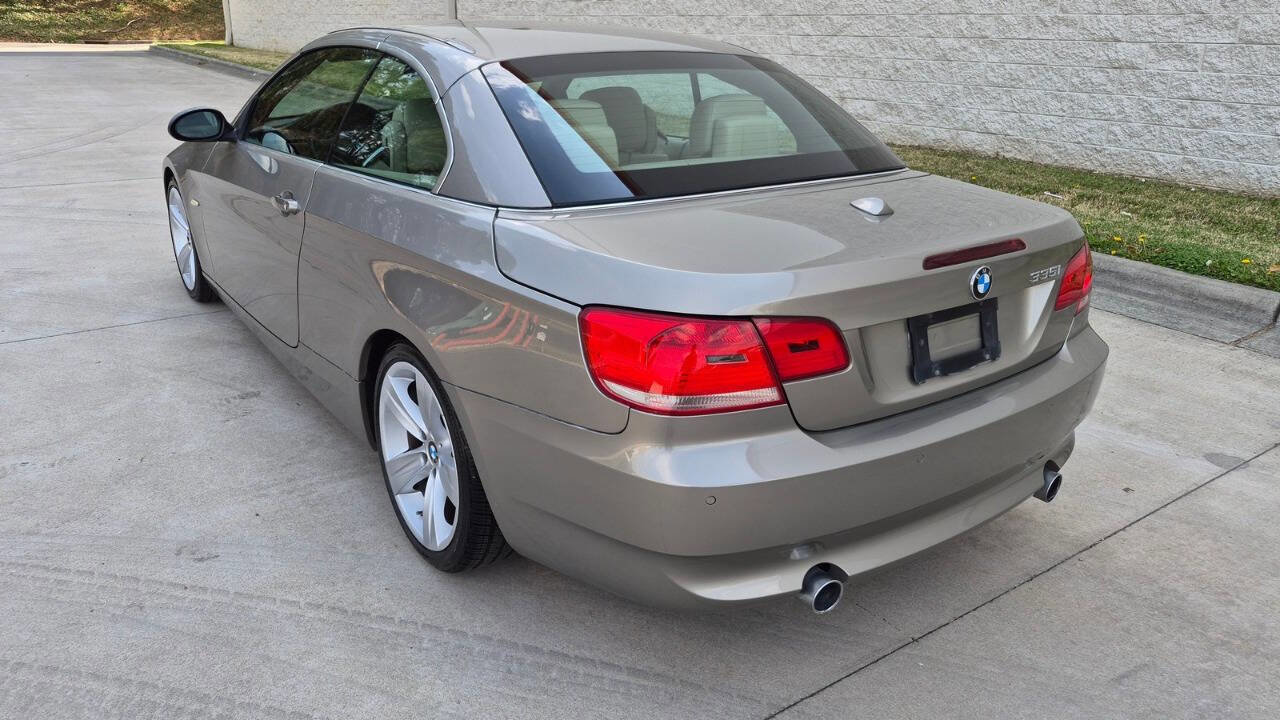 Used 2007 BMW 335i Convertible image 5