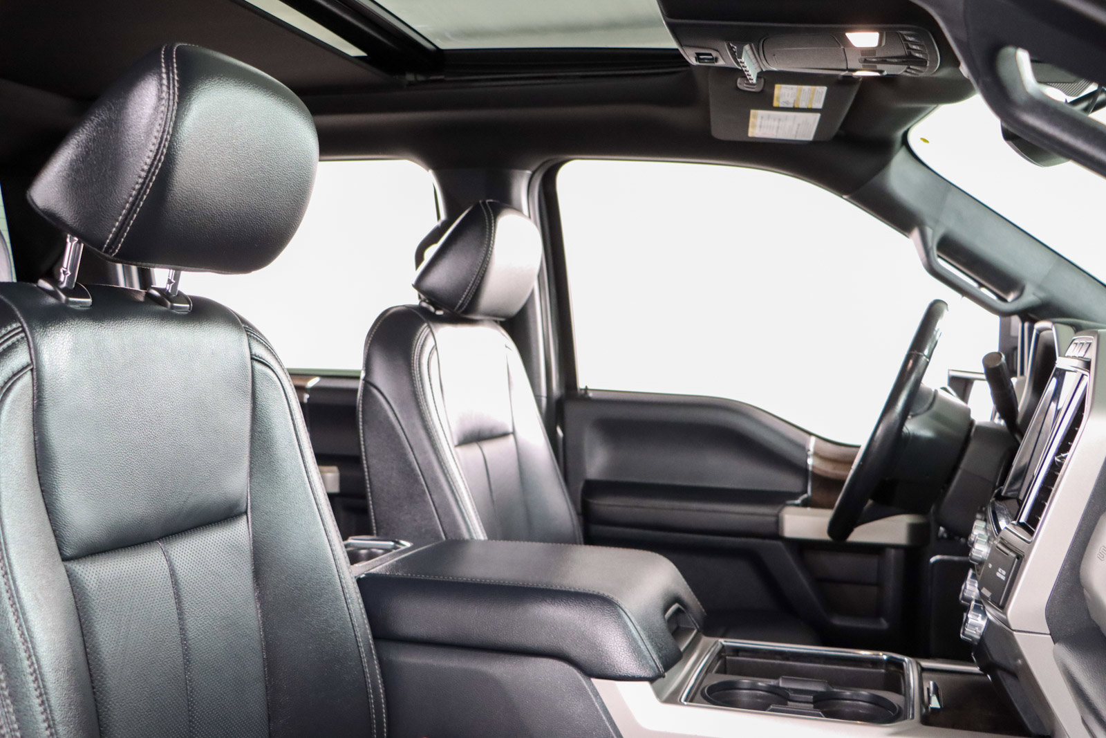 Used 2022 Ford F250 Lariat w/ Lariat Ultimate Package image 29