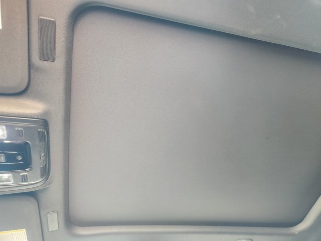 Used 2026 GMC Yukon XL AT4 w/ AT4 Premium Package AWD/4WD image 25