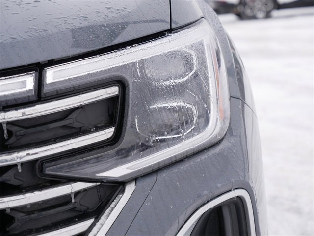 Certified 2025 Volkswagen Atlas SE image 10