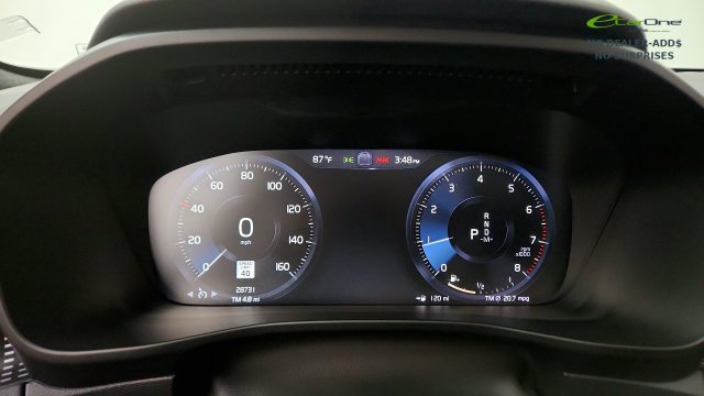 Used 2022 Volvo XC40 T4 R-Design w/ Protection Package Premier FWD image 54