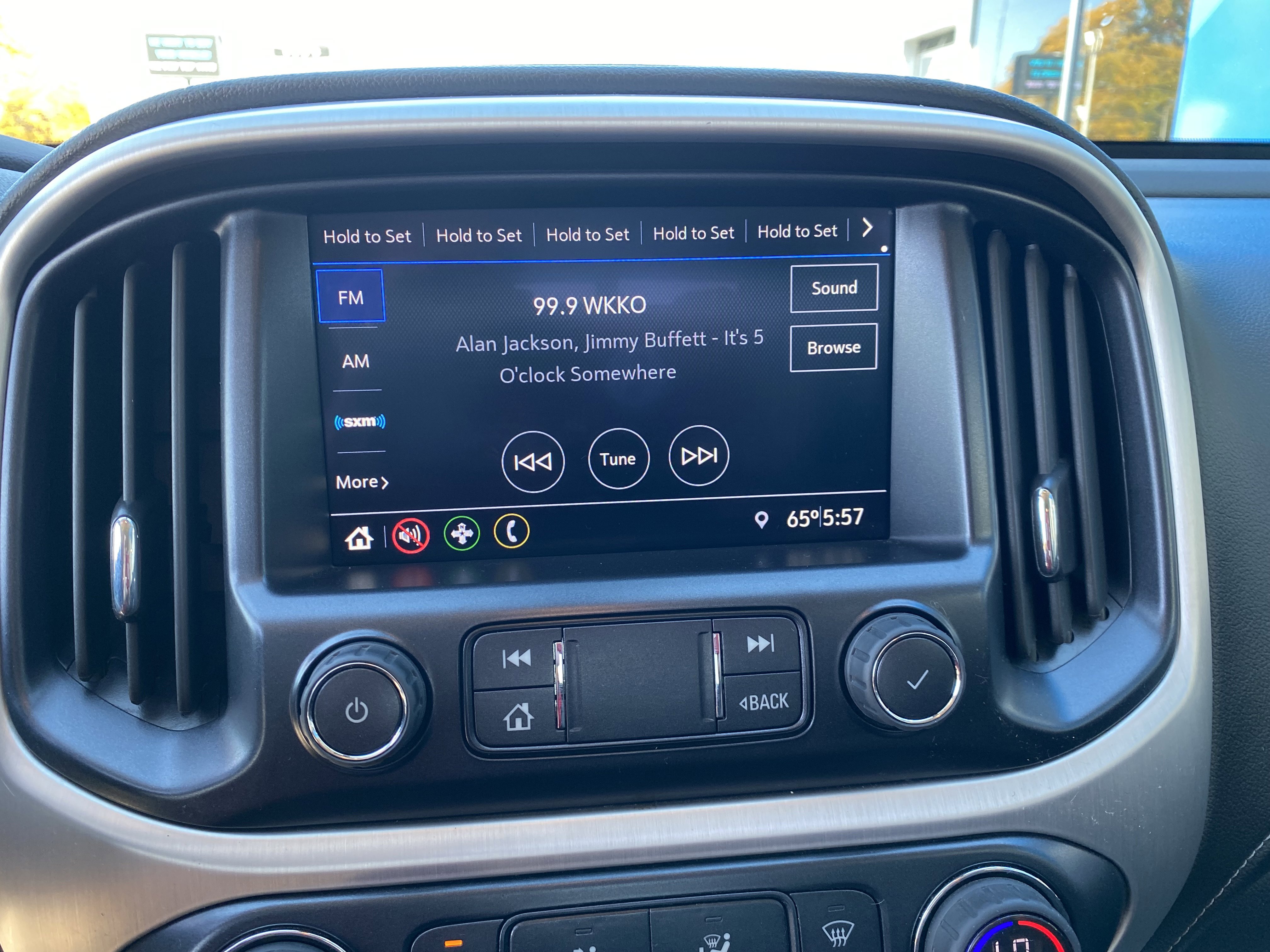 Used 2022 GMC Canyon Elevation w/ Trailering Package image 4