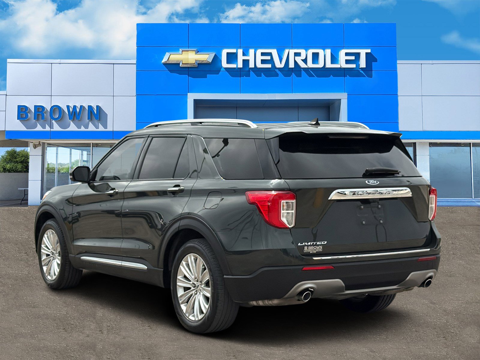 Used 2023 Ford Explorer Limited w/ Limited Technology Package RWD image 5