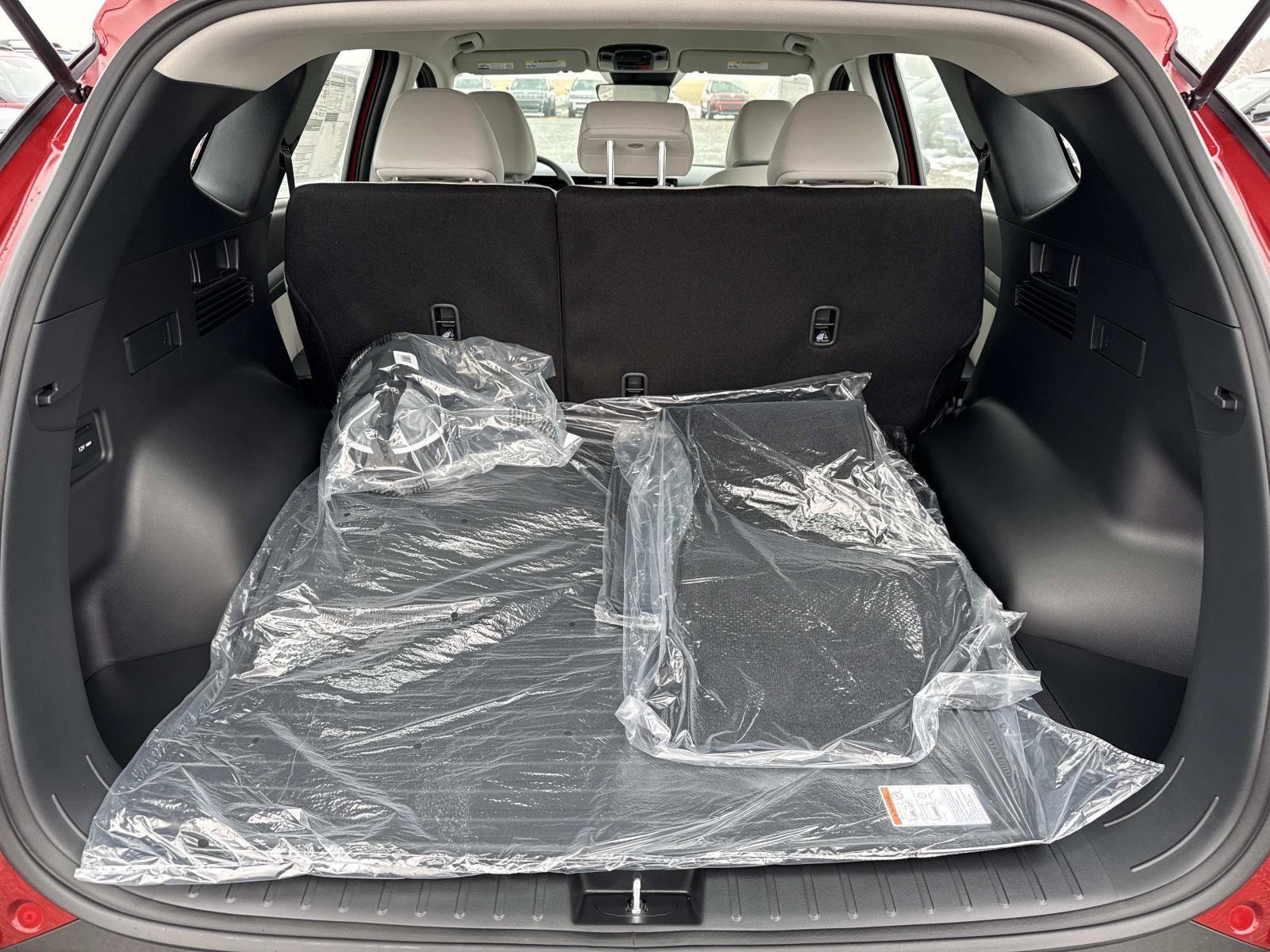 New 2026 Hyundai Tucson Blue SE AWD/4WD image 11