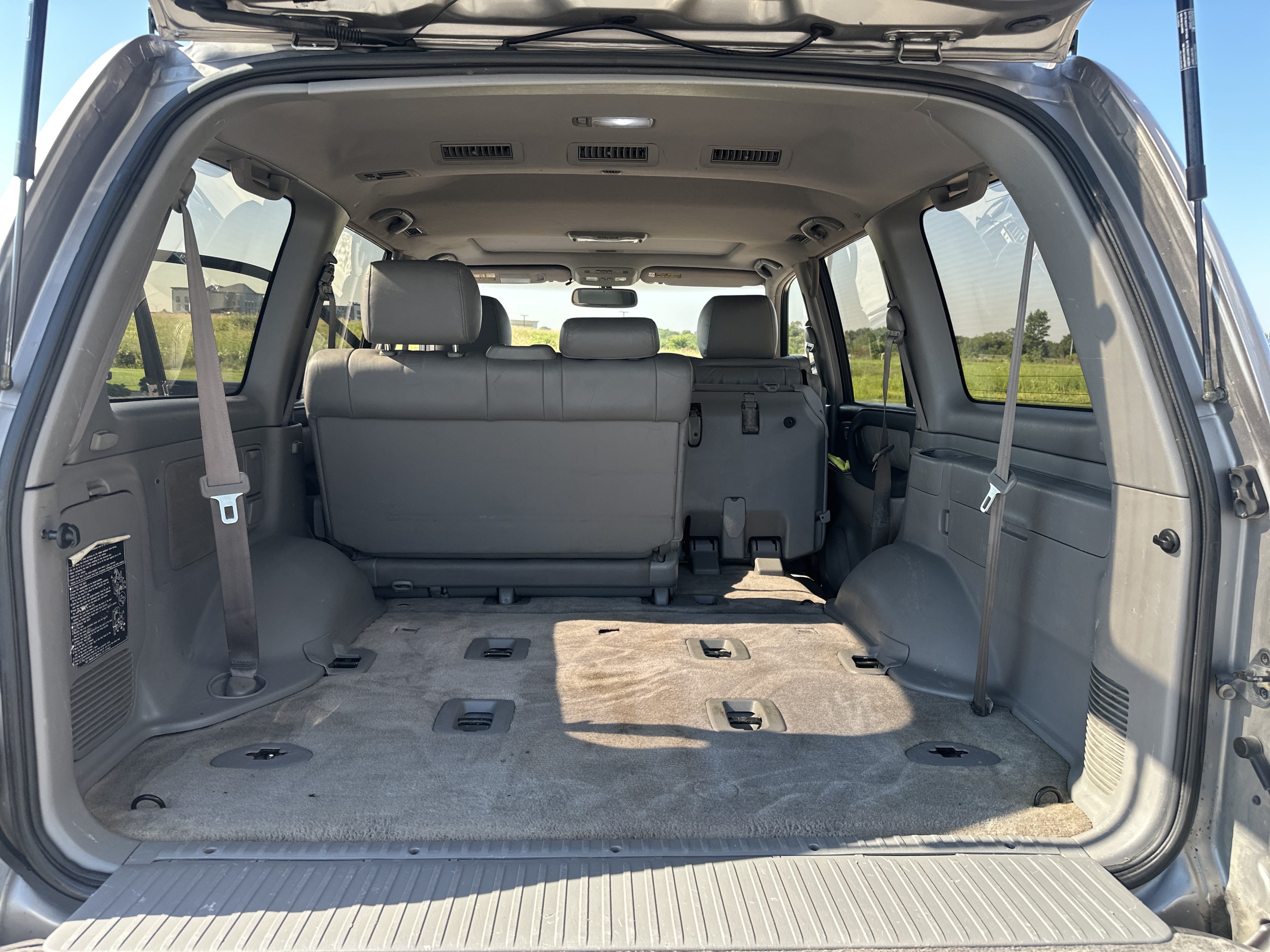 Used 2003 Toyota Land Cruiser AWD/4WD image 30