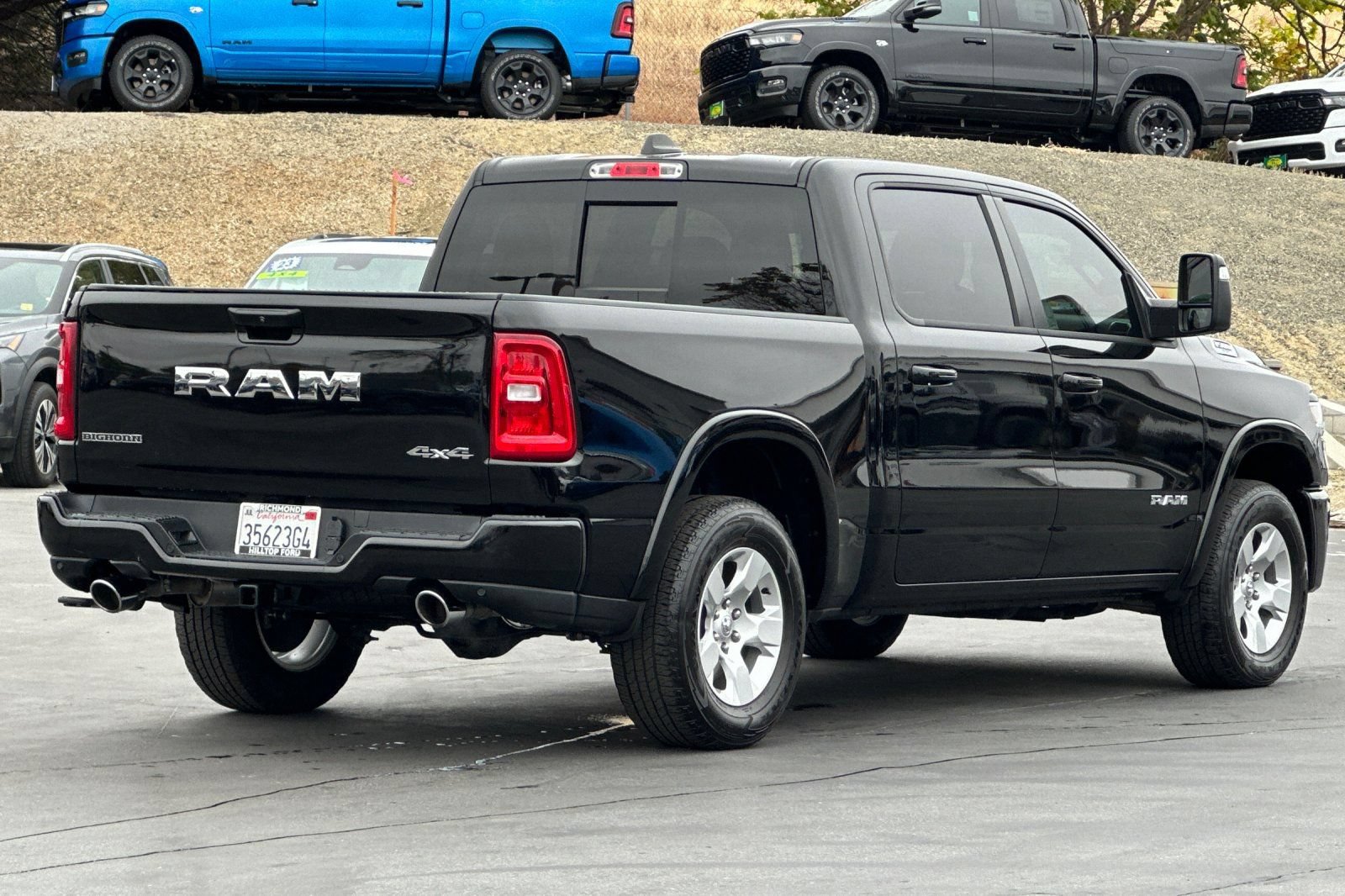 Used 2025 RAM 1500 Big Horn AWD/4WD image 4