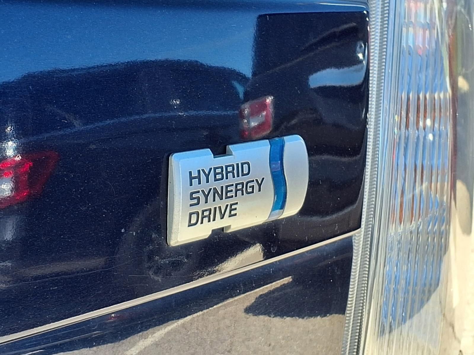 Used 2013 Toyota Prius Two FWD image 9