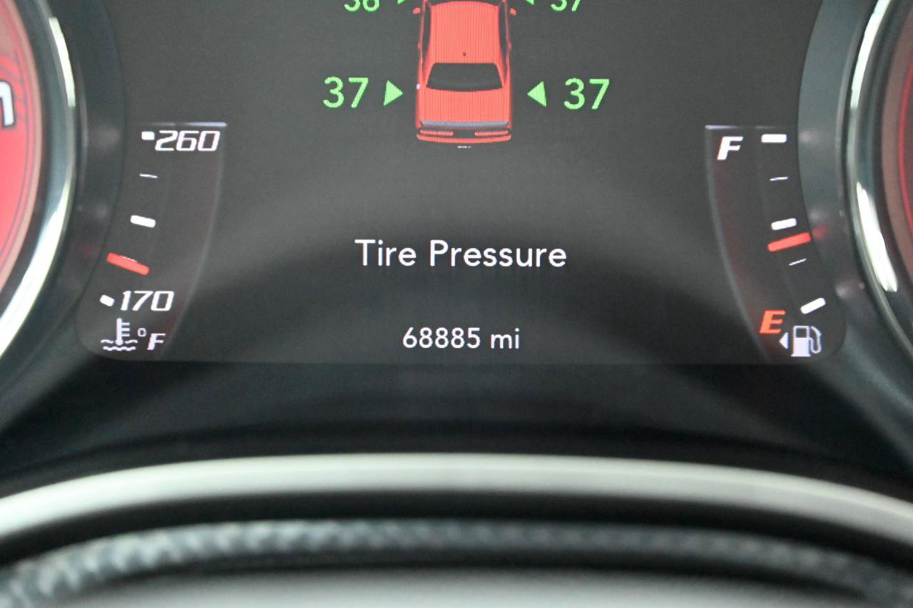 Used 2015 Dodge Challenger SRT Hellcat RWD image 24