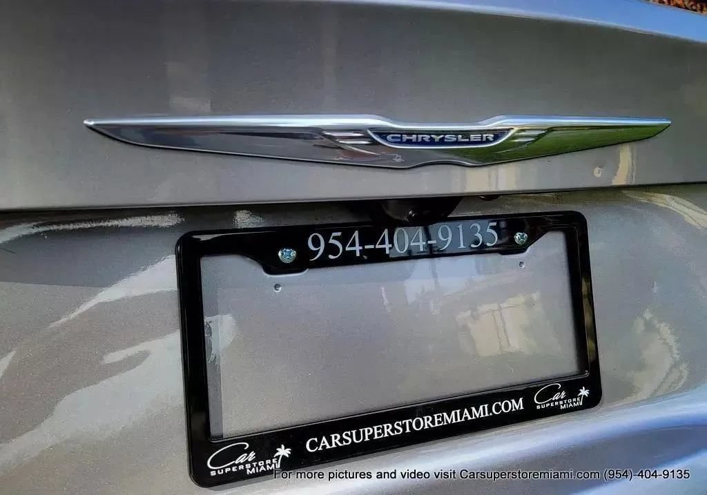 Used 2015 Chrysler 200 S FWD image 37