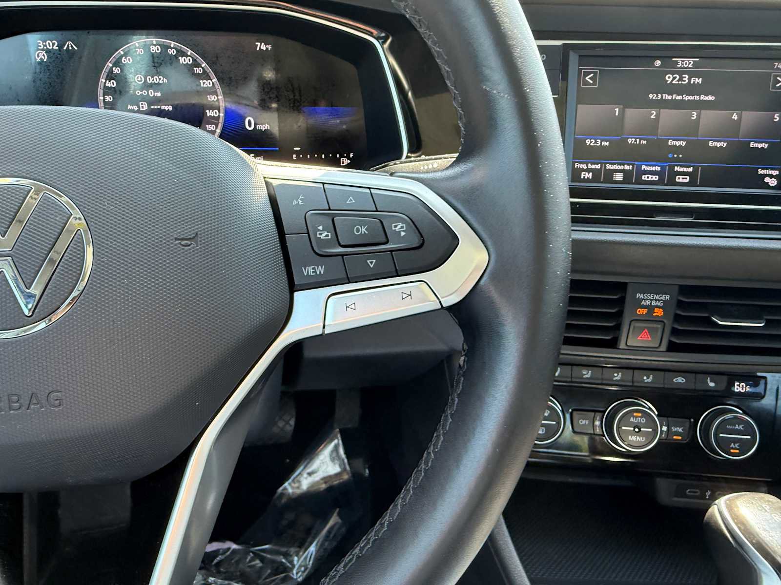 Certified 2023 Volkswagen Jetta SE FWD image 21