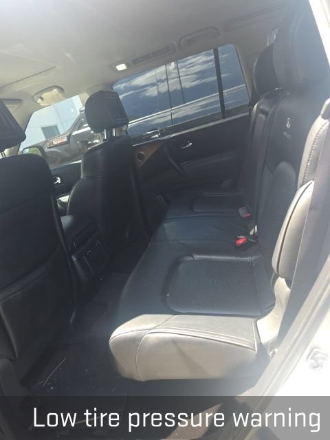 Used 2011 INFINITI QX56 4WD w/ Theater Pkg image 9