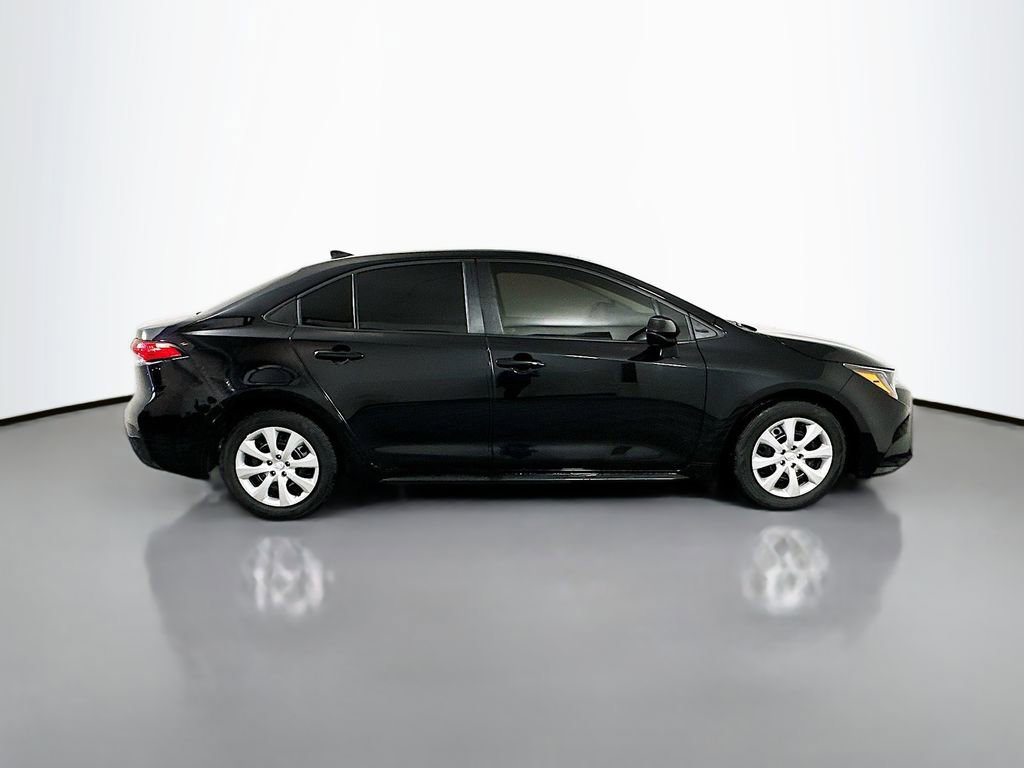 Certified 2024 Toyota Corolla LE FWD image 4
