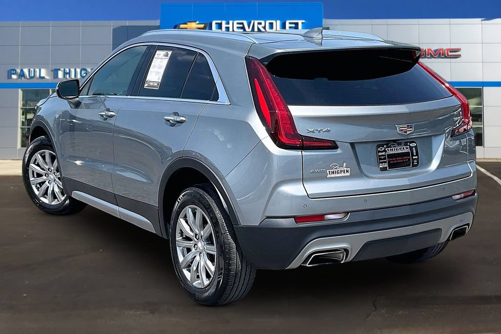 Used 2023 Cadillac XT4 Premium Luxury w/ Cold Weather Package AWD/4WD image 4