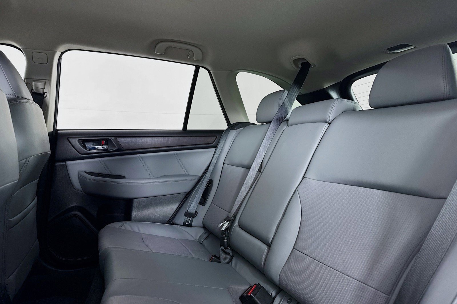 Used 2019 Subaru Outback 2.5i Limited w/ Popular Package #2 image 7