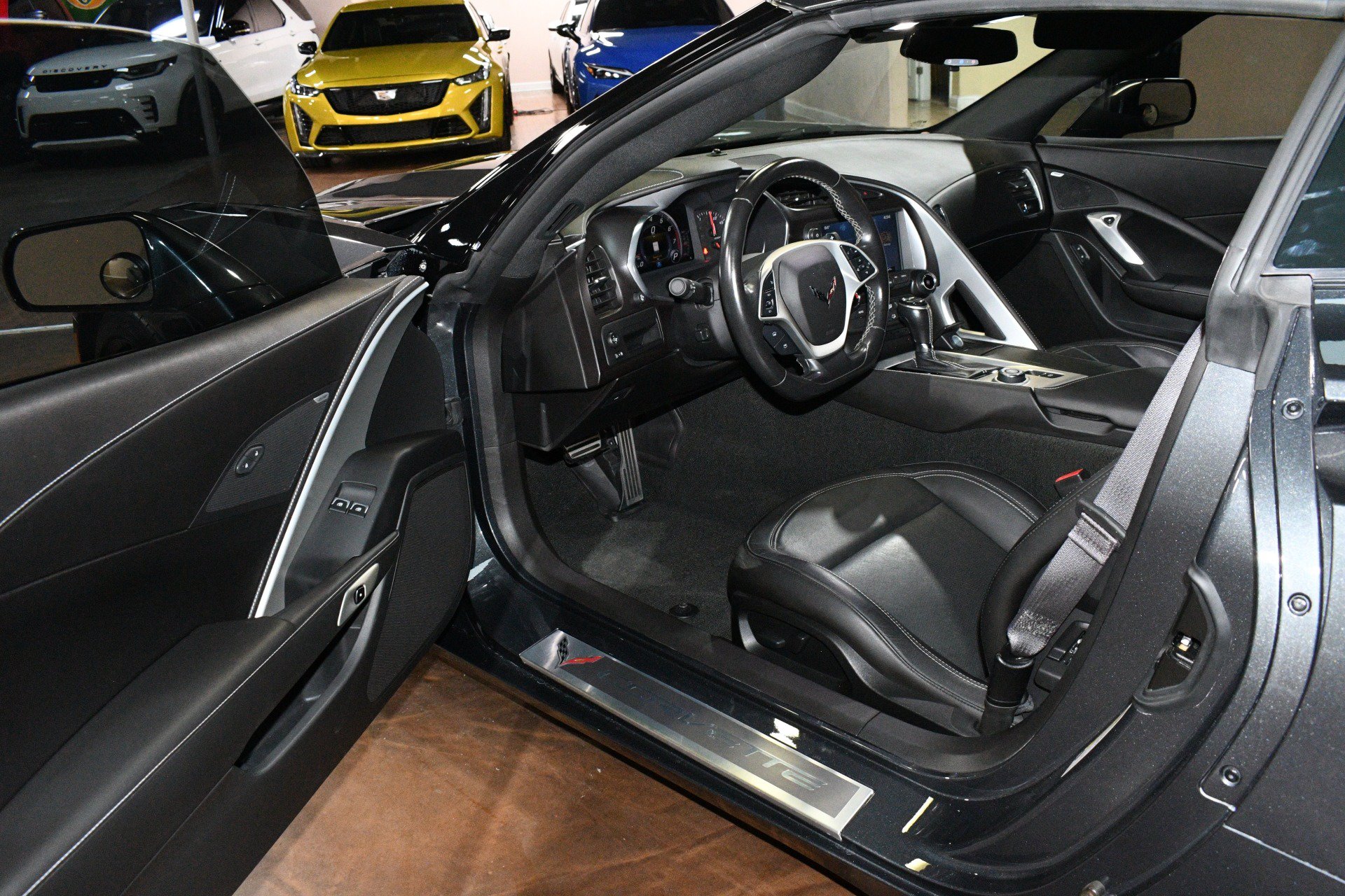 Used 2017 Chevrolet Corvette Stingray Coupe w/ 1LT RWD image 47