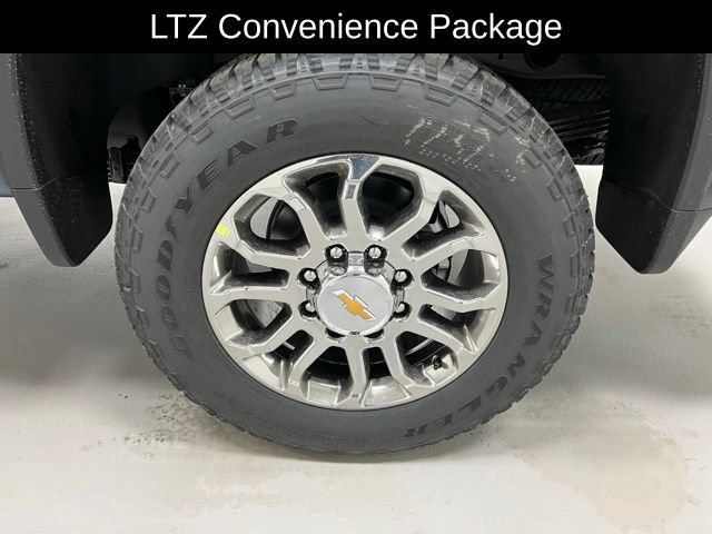 New 2026 Chevrolet Silverado 2500 LTZ w/ LTZ Premium Package AWD/4WD image 6