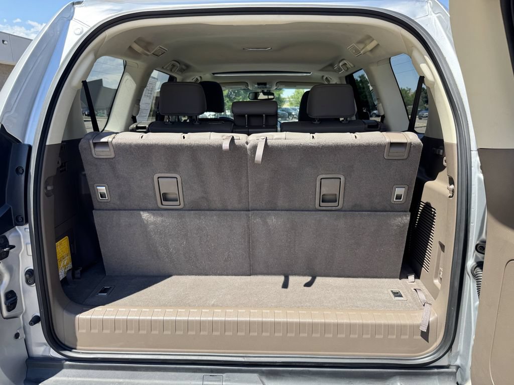 Used 2019 Lexus GX 460 AWD/4WD image 9