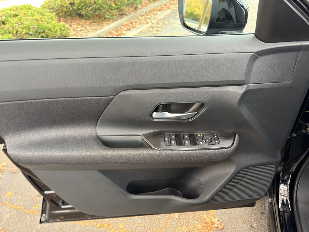 New 2026 Nissan Kicks SV image 16